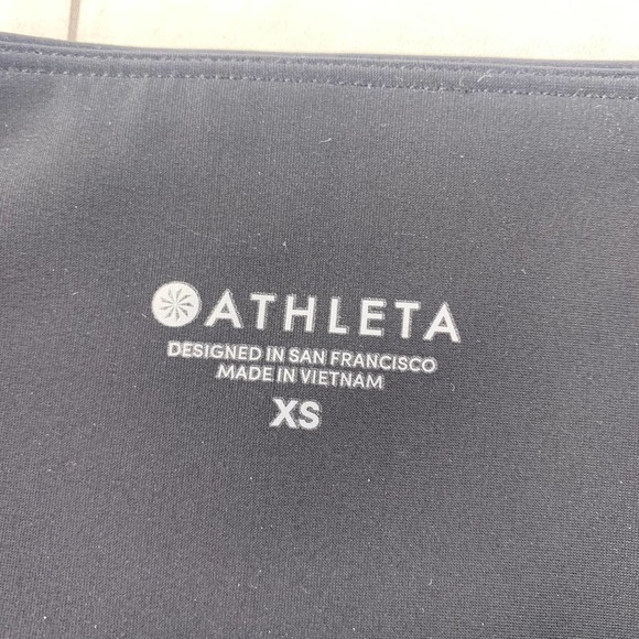 Athleta Pants Womens XS Black Stellar Crop Pull On Casual Travel Comfort Active - Picture 4 of 10
